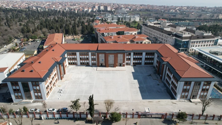 Zeytinburnu Kız Anadolu İmam Hatip Lisesi