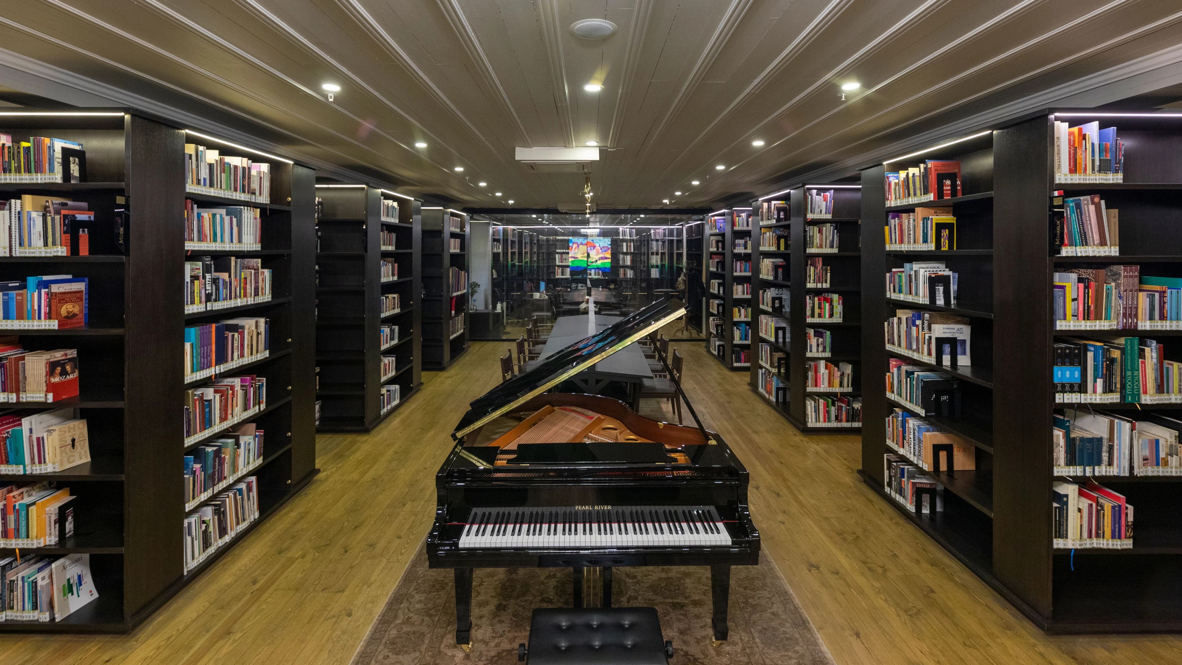 Kazlıçeşme Sanat Kütüphanesi