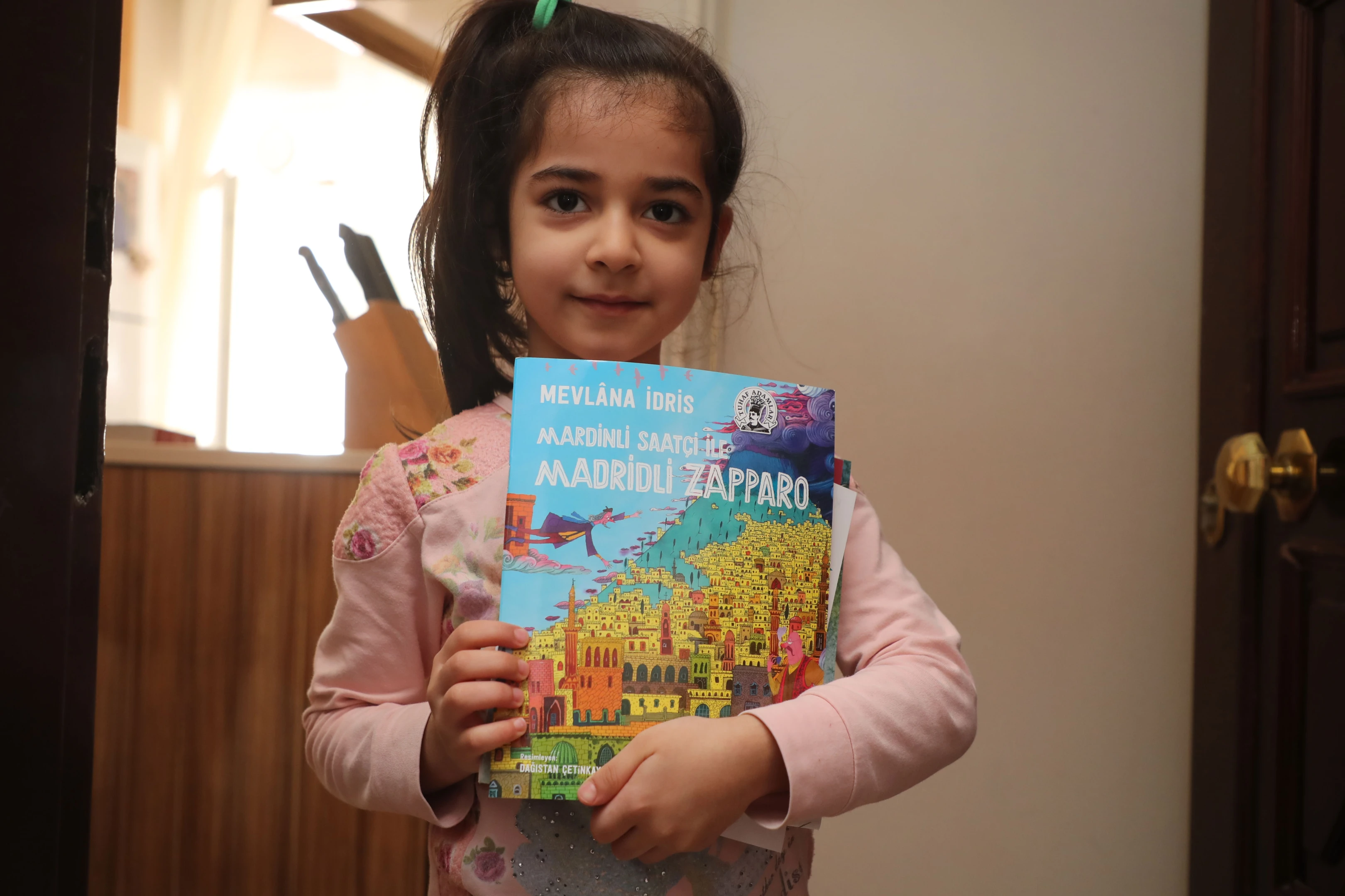 23 Nisan 23 Bin Kitap