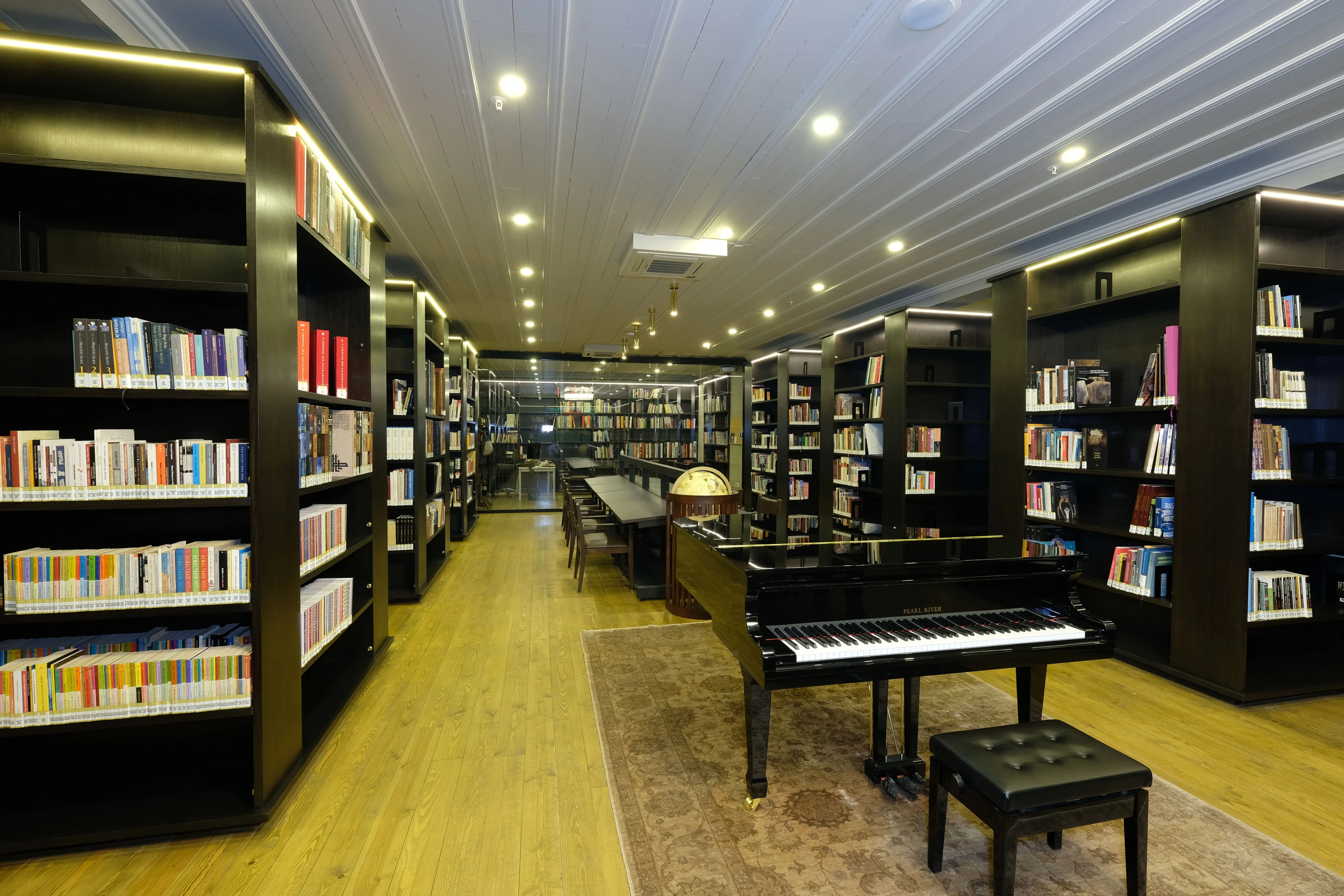 Kazlıçeşme Sanat Kütüphanesi